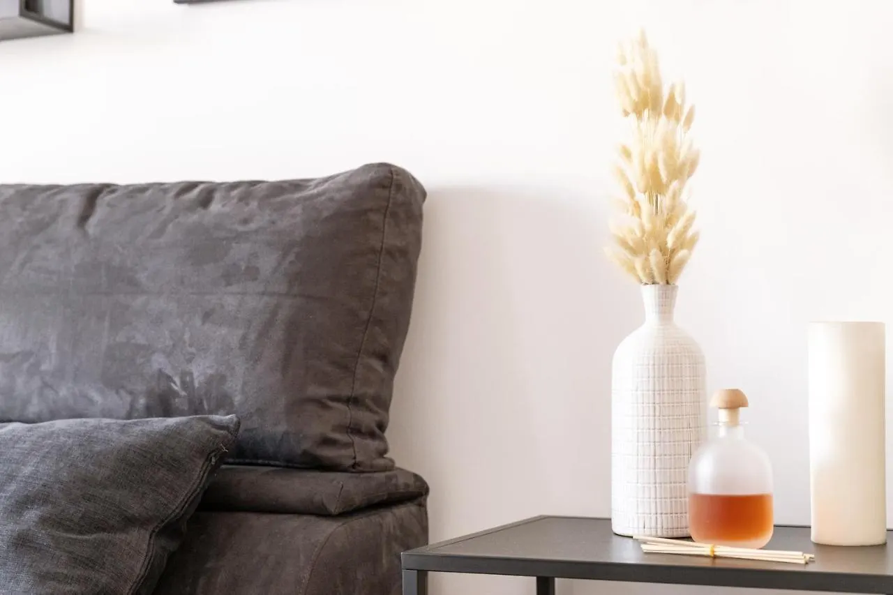 Loft Con Terrazzo - 3 Min Dalle Autostrade By Followgreenhouserome Italy