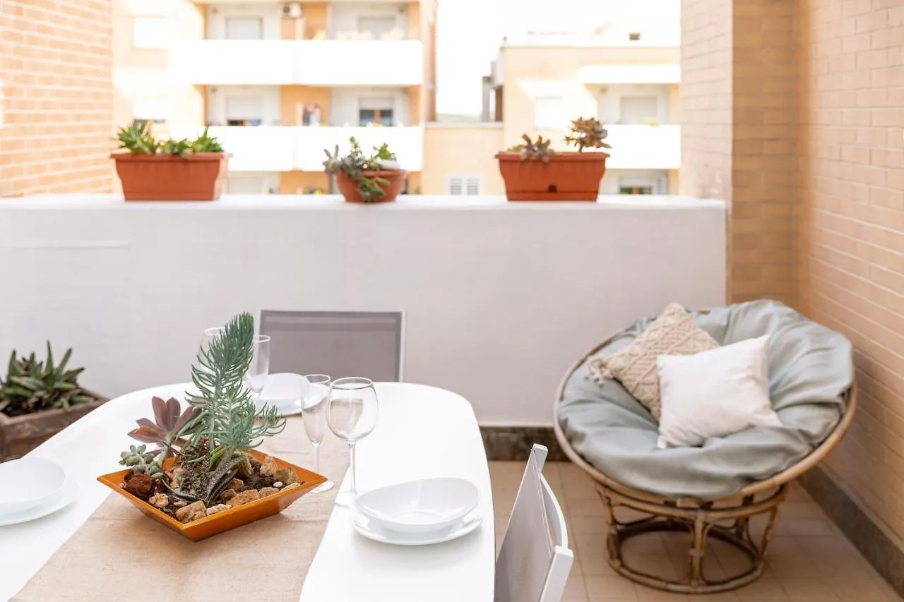 Apartment Loft Con Terrazzo - 3 Min Dalle Autostrade By Followgreenhouserome Italy