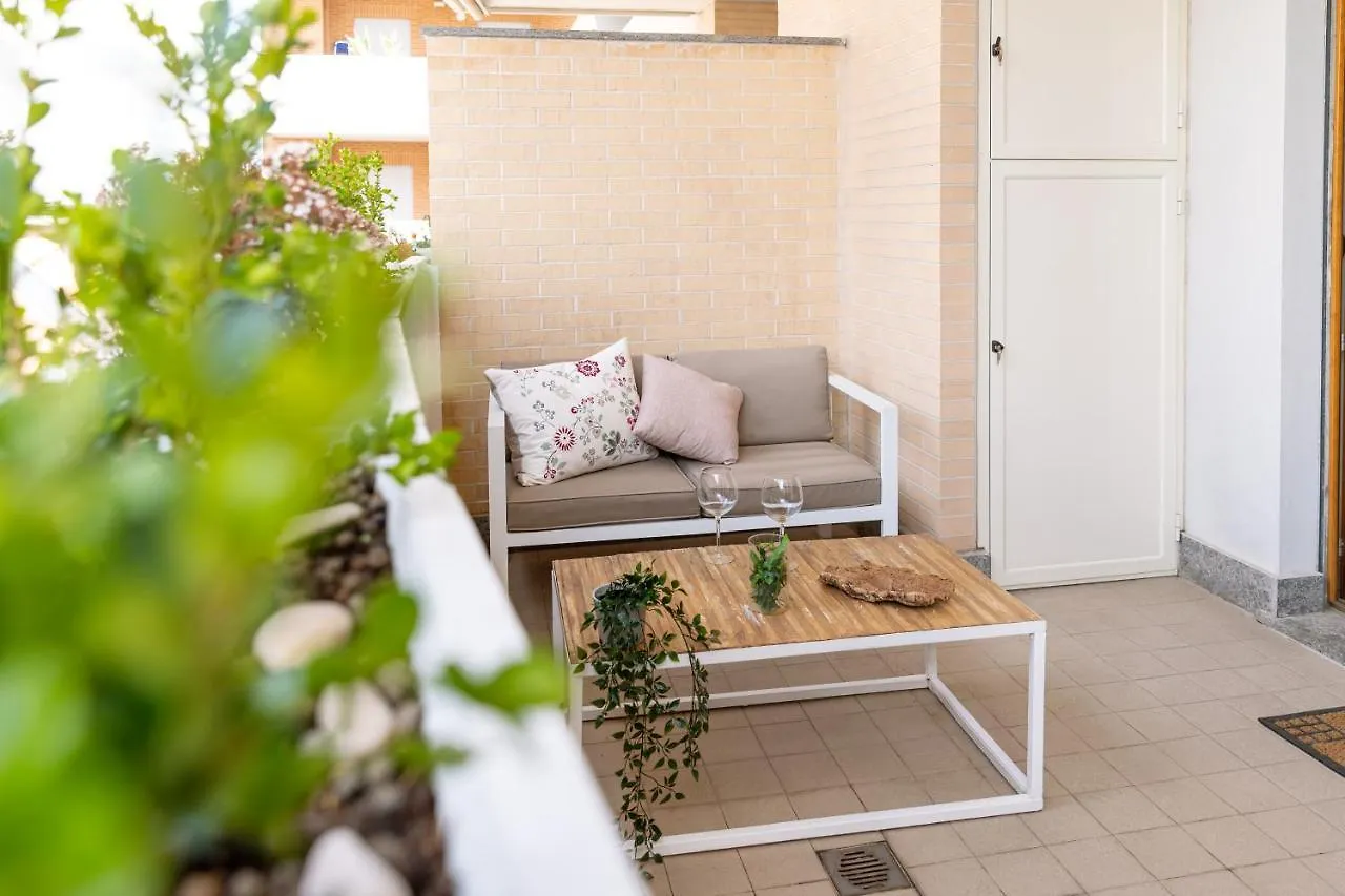 Loft Con Terrazzo - 3 Min Dalle Autostrade By Followgreenhouserome Apartment